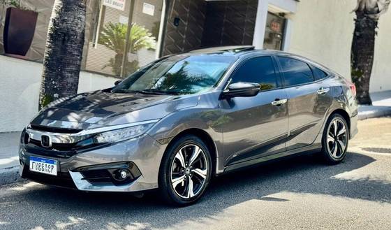 HONDA CIVIC 1.5 16V TURBO GASOLINA TOURING 4P CVT